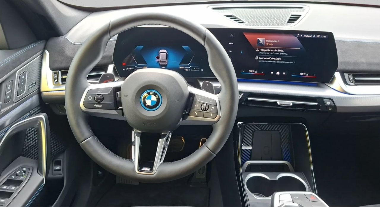 Zunanja slika - BMW X1 - serija :  xDrive30e M-Sport testni - 9