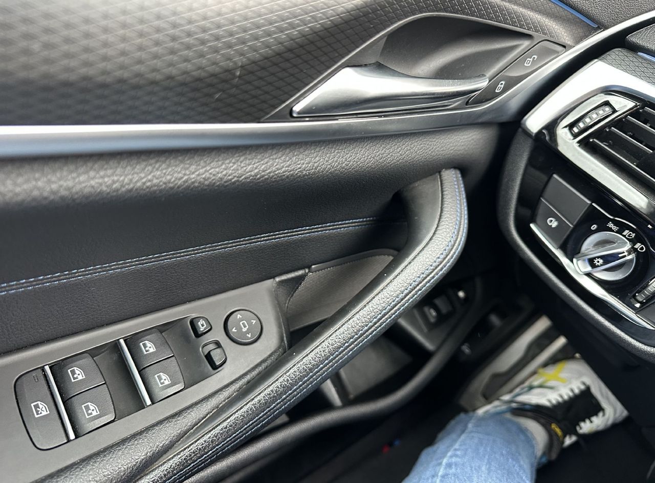 Zunanja slika - BMW Serija 5 - Touring: 530e  Avt.M Sport.4X4.NEMŠKI+4ALU.KAMERA.LED.AC - 14