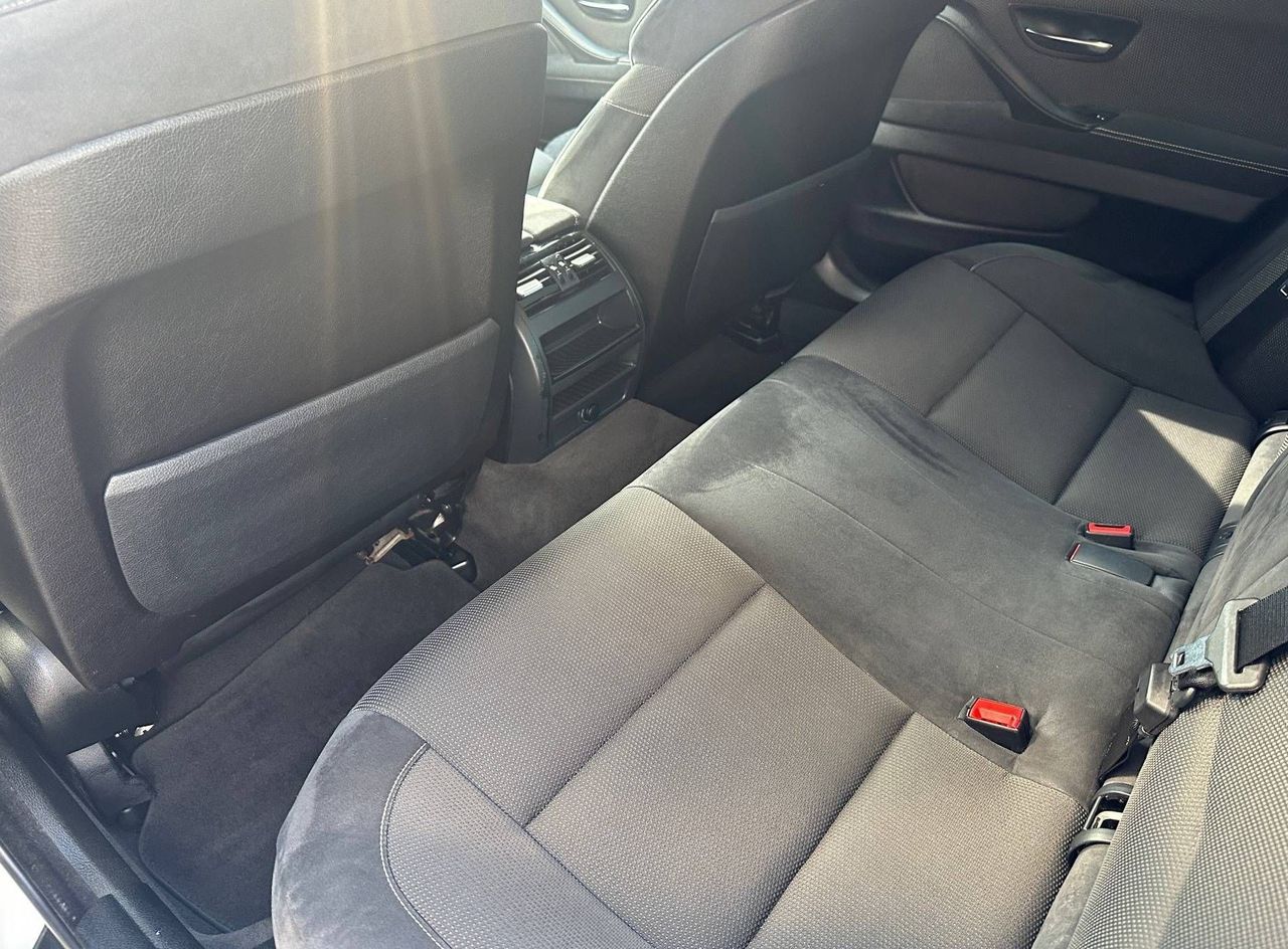 Zunanja slika - BMW Serija 5 - : 525d xDrive M-SPORT XENON NAVI PDC F1 HI-FI TEMPO. - 17