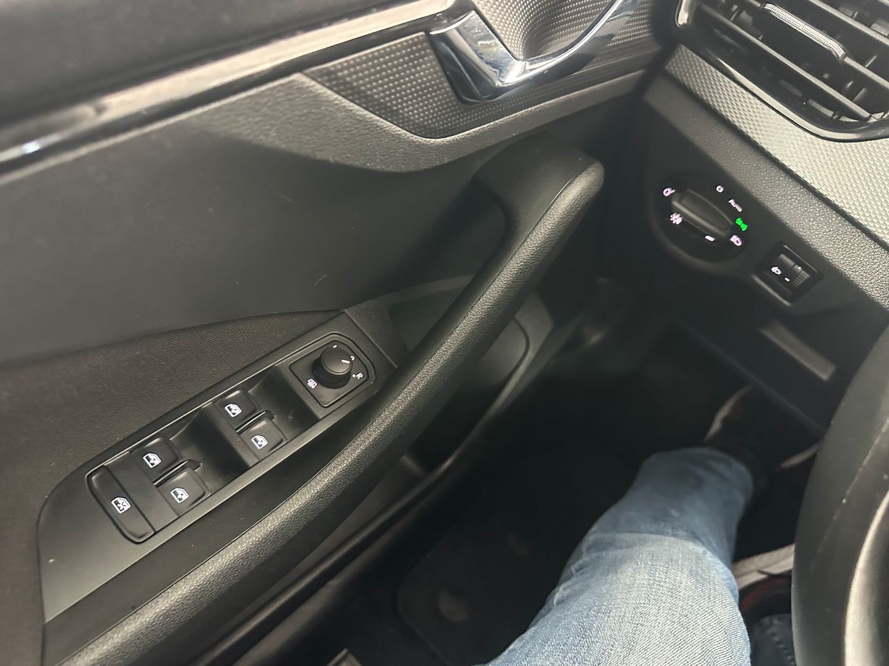 Zunanja slika - Škoda Kamiq - 1.0 TSI 70 kw.2023.SAMO 47.900 KM - 12