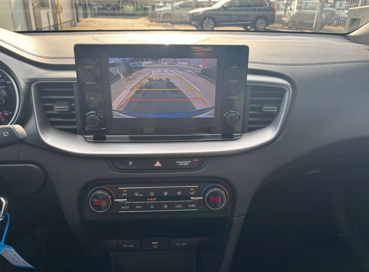 Zunanja slika - KIA XCeed - 1.5 T-GDi LX Prime KAMERA-TEMPOMAT - 15