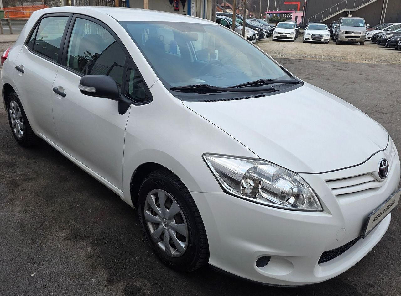 Zunanja slika - Toyota Auris - 1.33 Dual VVT-i Luna KLIMA-SLOVENSKA-1.LASTNIK - 3