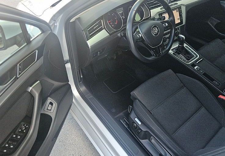 Zunanja slika - VW Passat - Variant 2.0 TDI 150ks DSG °FULL-LED° °NAVIGACIJA° °17-COL° - 7