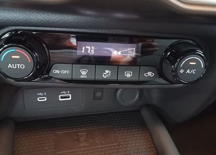 Zunanja slika - Nissan Juke - 1.0 DIG-T 117 N-CONNECTA - 11