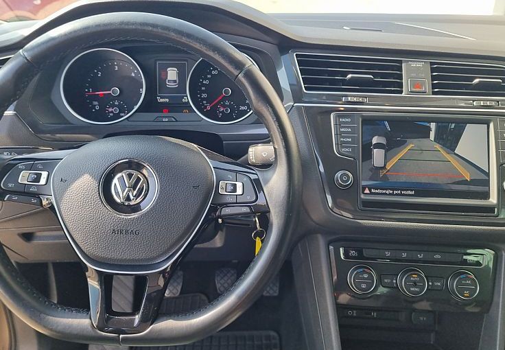 Zunanja slika - VW Tiguan - 2.0 TDI BMT Comfortline 1.LASTNIK. SLO - 10