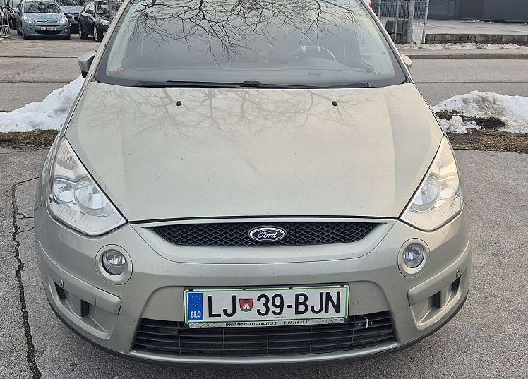 Zunanja slika - Ford S-MAX - TITANIUM 2.0TDCi + AUTOMATIC - 2