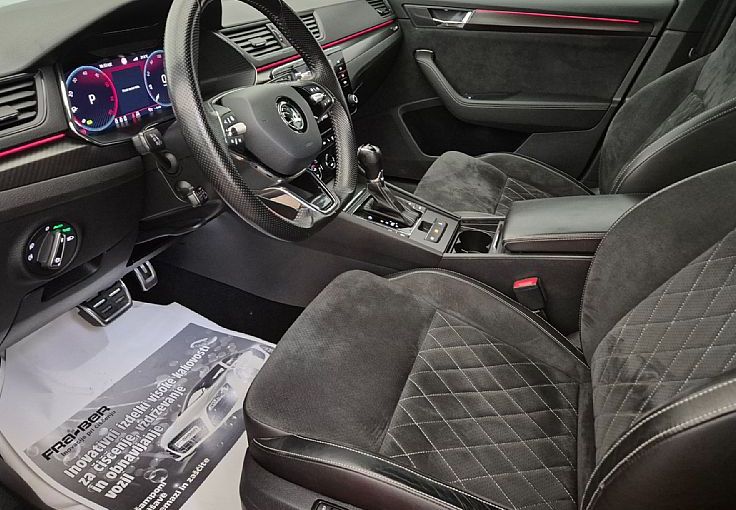 Zunanja slika - Škoda Superb - Combi 2.0 TDI Sportline DSG-MATRIX-ACC-VIRTUAL - 6