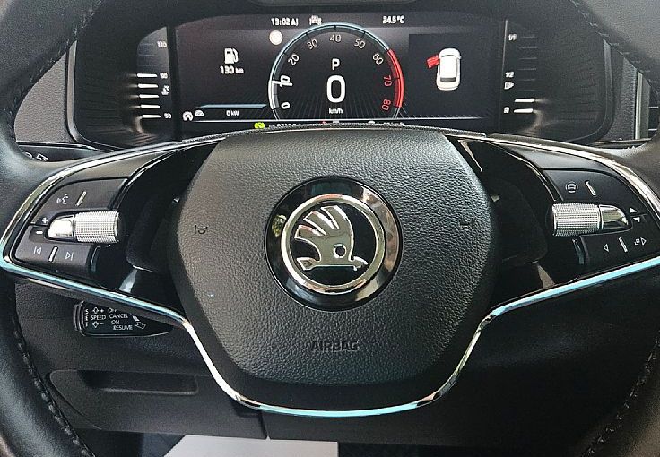 Zunanja slika - Škoda Karoq - 1.5 TSI 150ks DSG °1.LASTNIK° °KAMERA° °VIRTUAL° - 10
