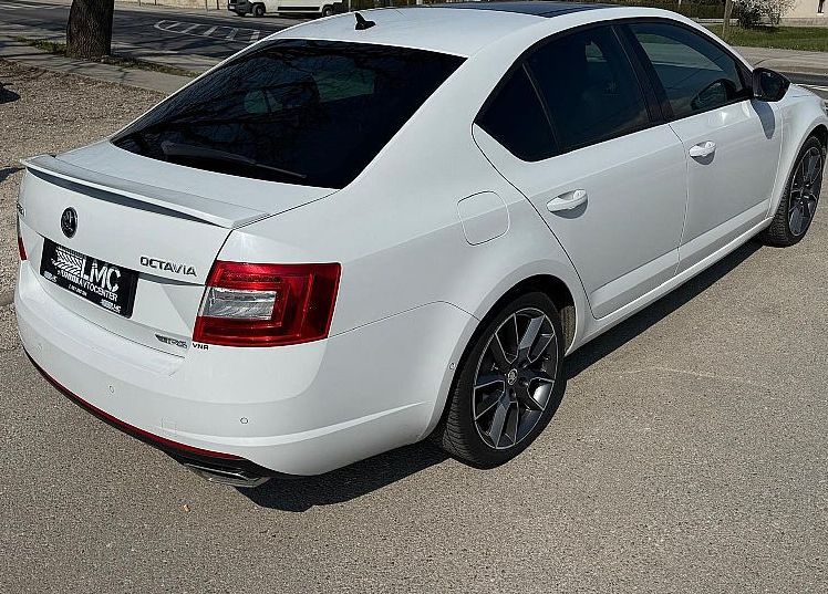 Zunanja slika - Škoda Octavia - RS 2.0 TDI 184ks °PANORAMA° °18-COL° - 4