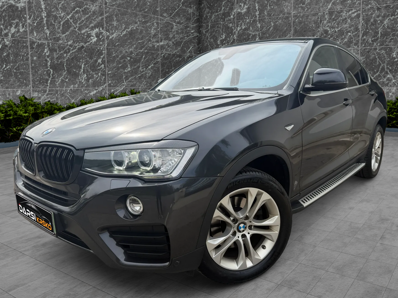 Zunanja slika - BMW serija X4 - X4 xDrive 20i Avt. 75.000km BI-XENON HUD PRIKLOP ALU - 1