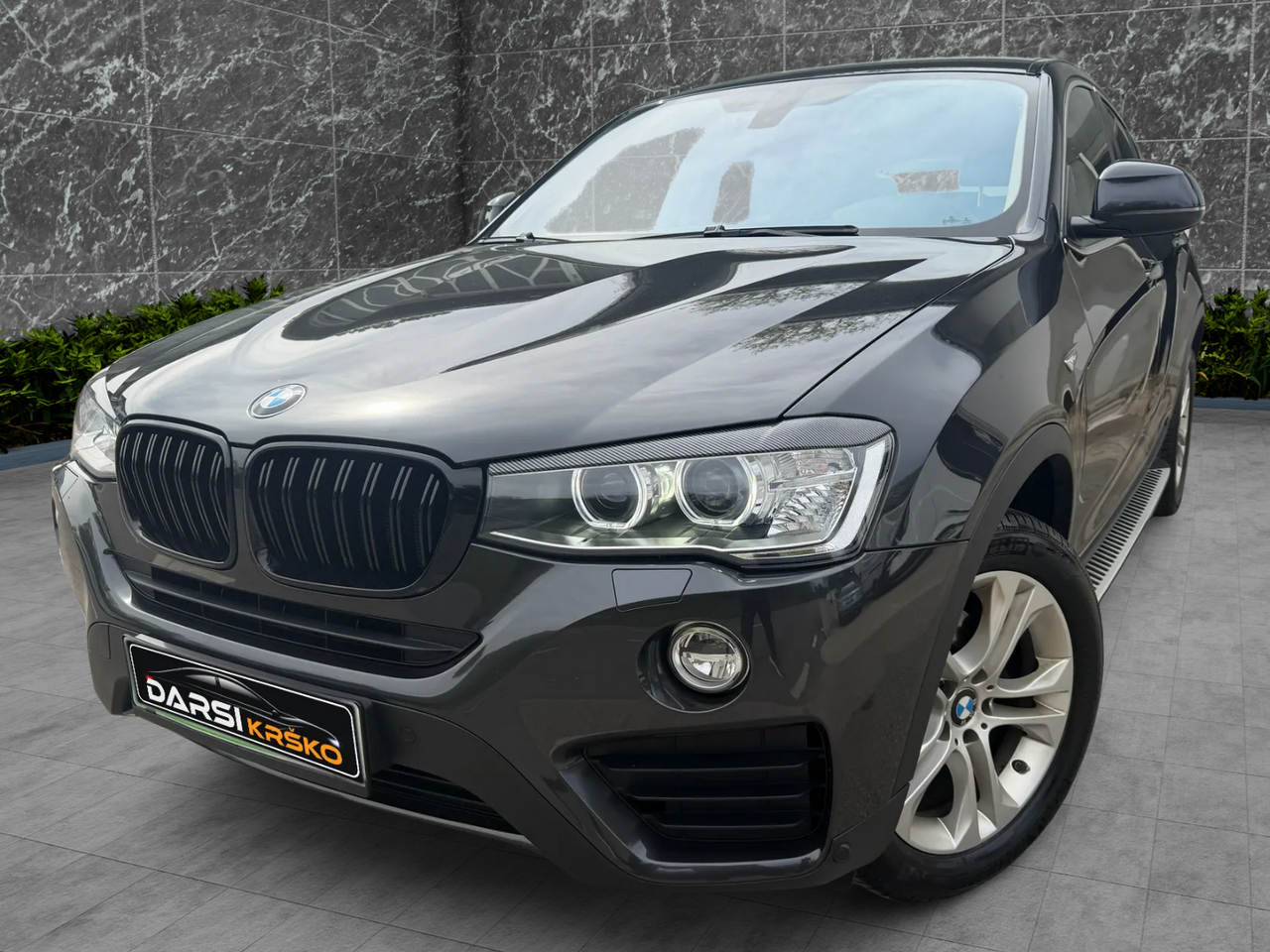 Zunanja slika - BMW serija X4 - X4 xDrive 20i Avt. 75.000km BI-XENON HUD PRIKLOP ALU - 7