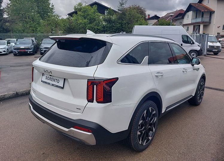 Zunanja slika - KIA Sorento - 2.2 TCi EX Limited Pano. AWD 8DCT 142kW - 4