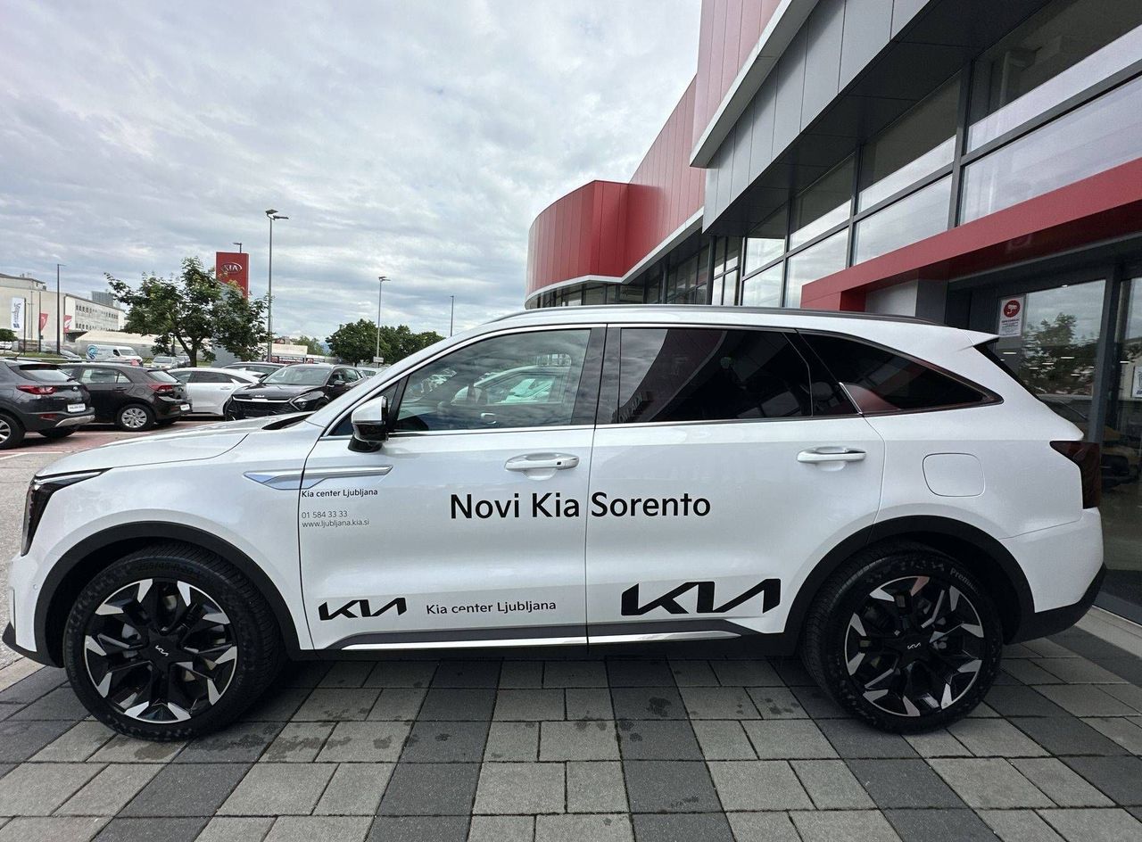 Zunanja slika - KIA Sorento - 2.2 CRDi EX Limited Panor. 8DCT AWD 2025 facelift - 4