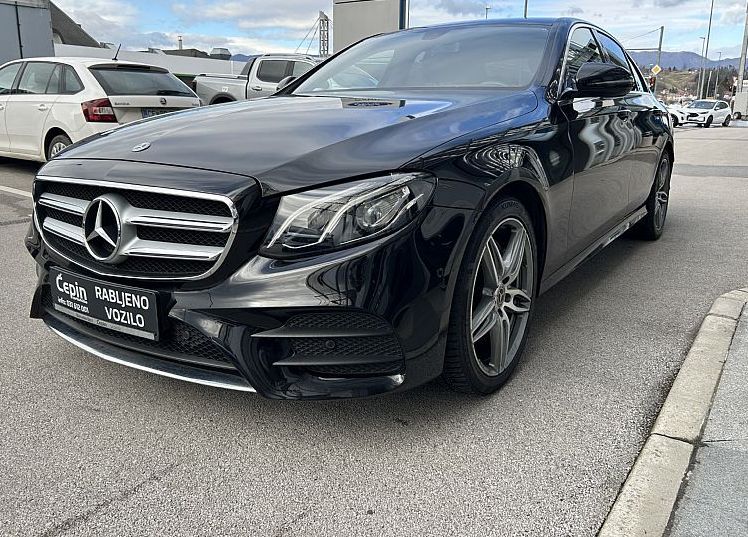 Zunanja slika - Mercedes-Benz E-Razred - E 200 | AUT | LED | NAVI | - 3