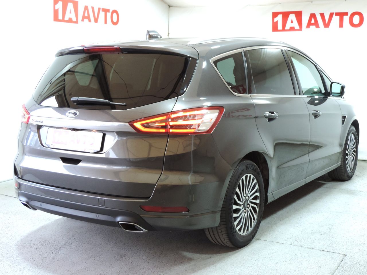 Zunanja slika - Ford S-MAX - 2.0 EcoBlue 140 kW FWD Titanium AVT. - 5