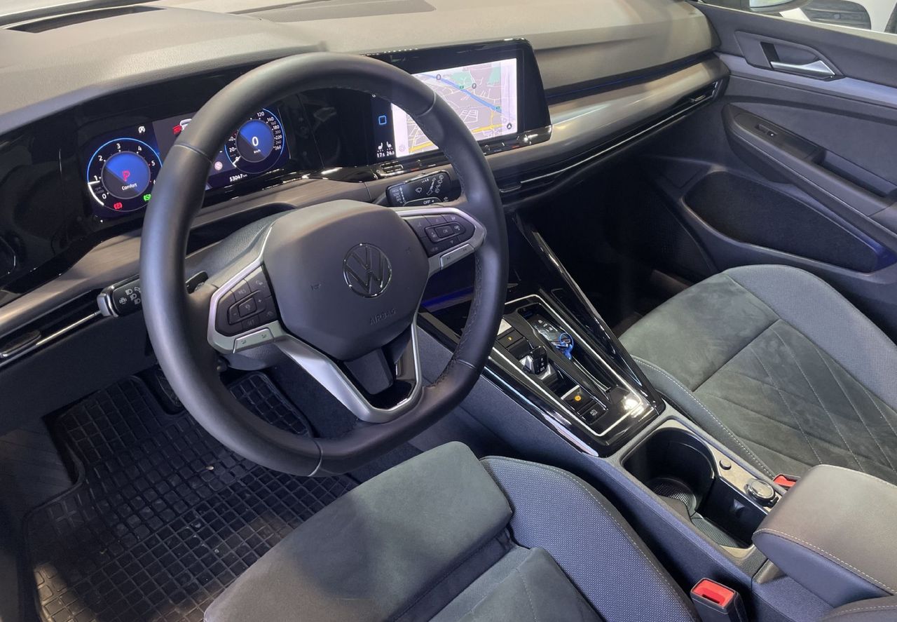 Zunanja slika - VW Golf - Variant VIRTUAL-KEYLESS-HEADUP-ALCANTARA-NAVI-MEMORY-DSG - 9
