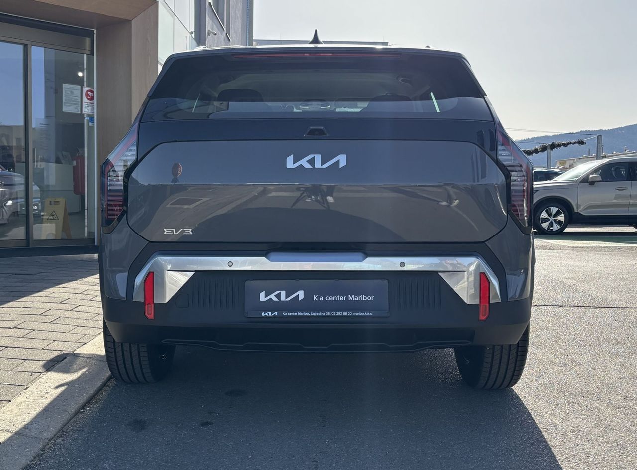 Zunanja slika - KIA EV3 - 58.3 kWh baterija. 150 kW  204 KM  Sky - 5