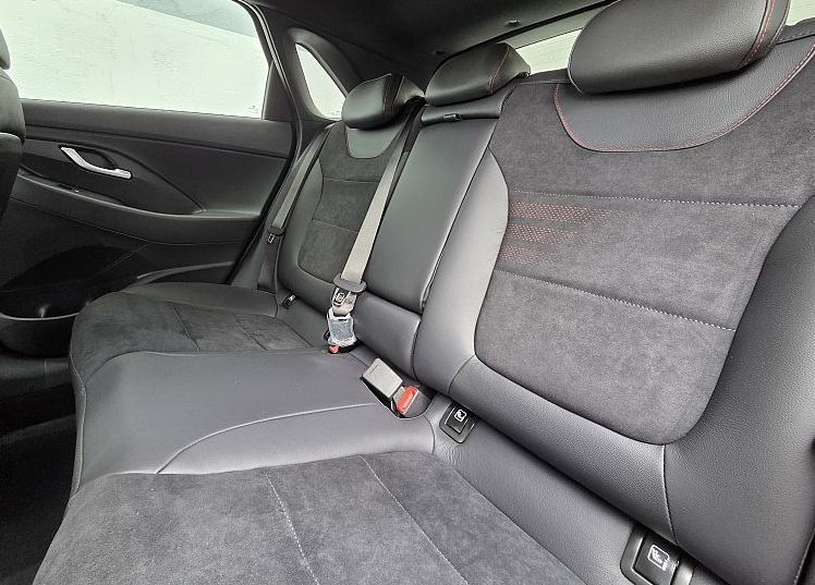 Zunanja slika - Hyundai i30 - 1.6 T-GDI DCT Impression N Line -1.000€ GOTOVINA - 8