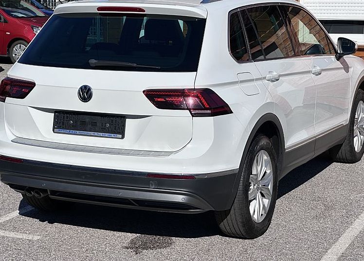 Zunanja slika - VW Tiguan - 2.0 TDI SCR 4MOT. BMT avt.Highline 110kW - 4