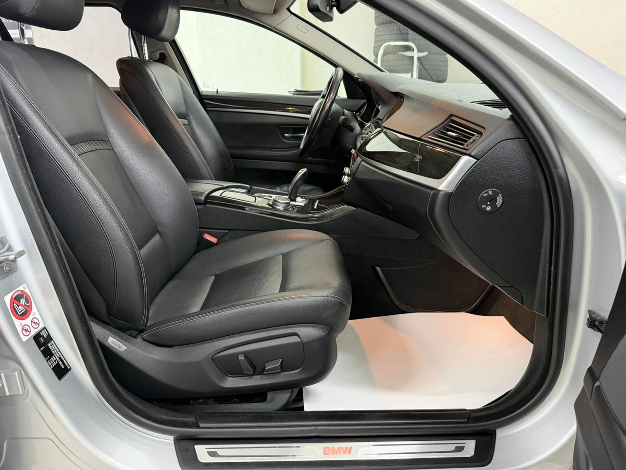 Zunanja slika - BMW Serija 5 - 525d xDrive touring Avt. - 4