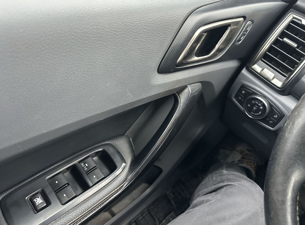 Zunanja slika - Ford Ranger - 3.2TDCI.4X4.KAMERA.NAVI.XENON.ZAP.DIFERENCIAL - 11