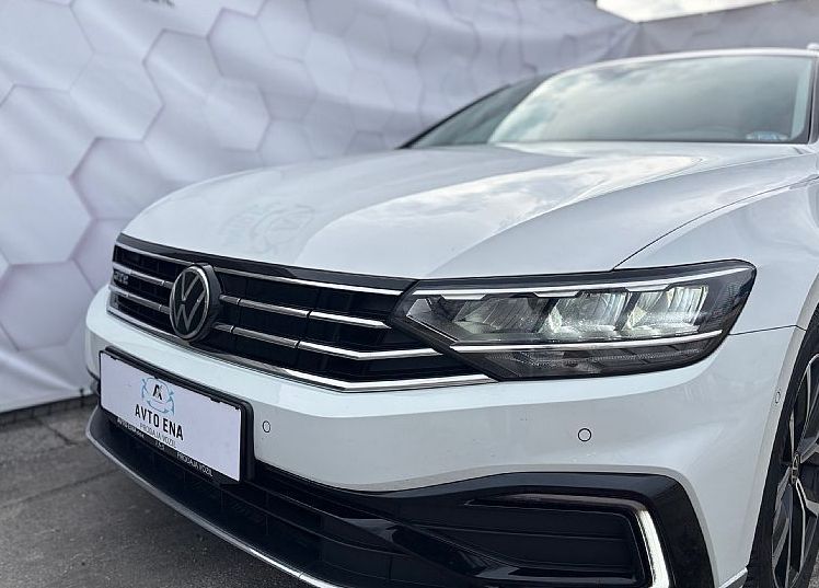 Zunanja slika - VW Passat - Variant 1.4 TSI GTE DSG - LED - NAVI - ACC - PDC - 2