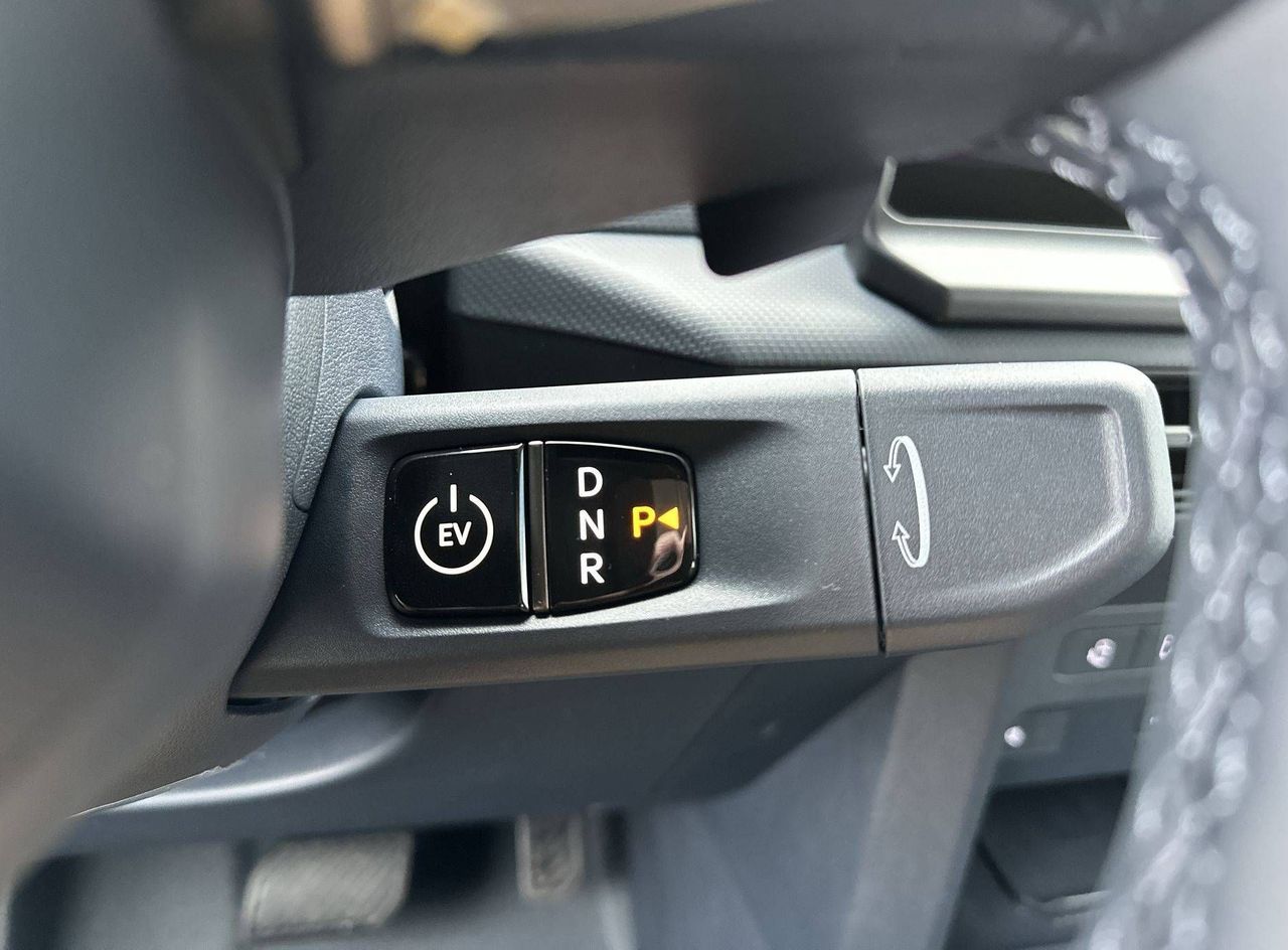 Zunanja slika - KIA PV5 - 71.2 kWh baterija 120 kW 163 KS  Quantum - 20