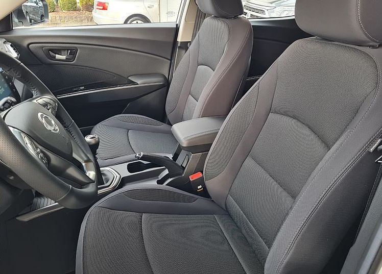 Zunanja slika - SsangYong Tivoli - 1.5 T-GDi Fresh 2WD M T - 11