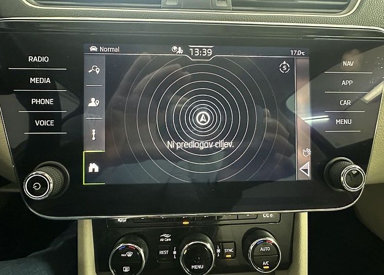 Zunanja slika - Škoda Superb - 1.4 TSI HEV Style DSG.NEMŠKA+4ALU.KAMERA.LED.NAVI - 11