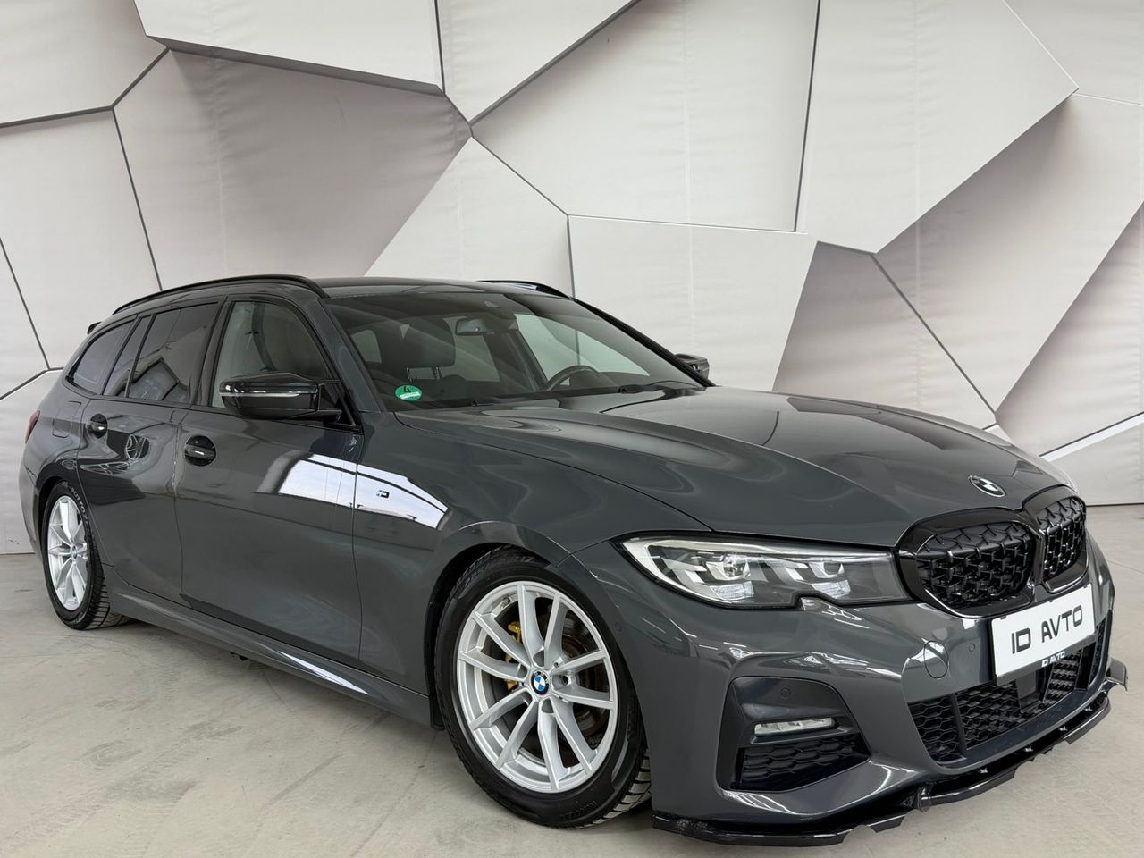 Zunanja slika - BMW Serija 3 - 318 M SPORT AUT. - 1