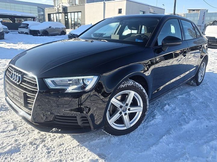 Zunanja slika - Audi A3 - 1.0 TFSI Design 85kW od 1.lastnika - 2