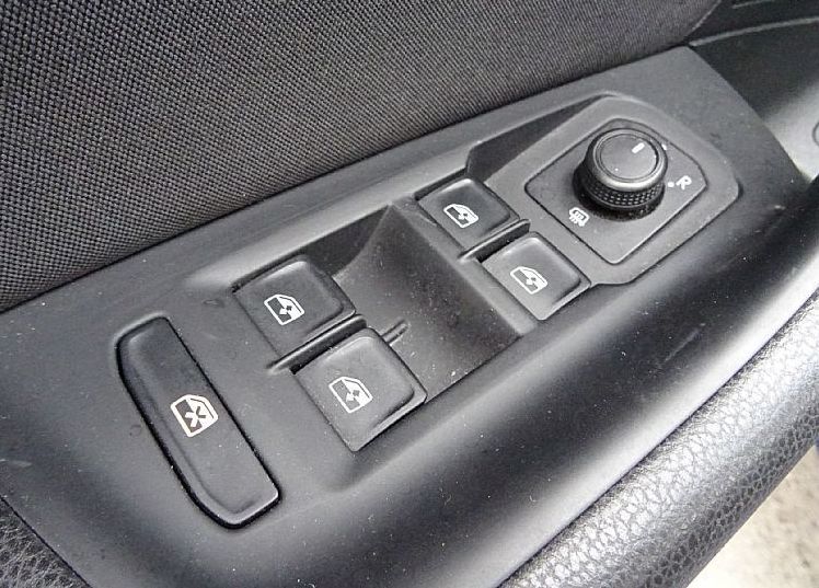 Zunanja slika - VW Passat - Variant 2.0 TDI DSG COMFORTLINE 150KM - 18