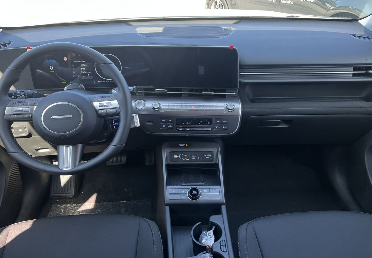 Zunanja slika - Hyundai Kona - BEV 65KWH PREMIUM - 11