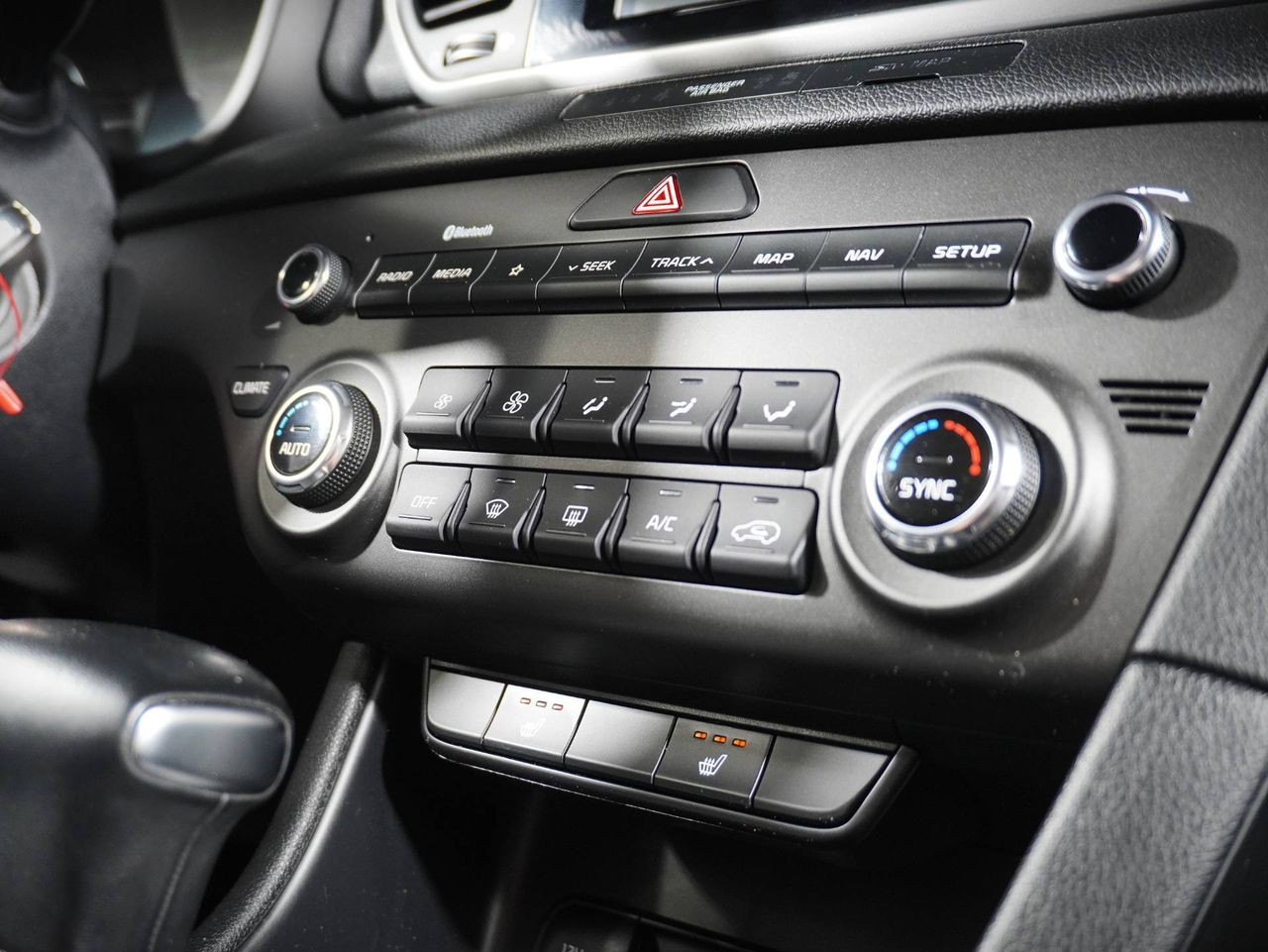 Zunanja slika - KIA Sportage - 1,6 T-GDI ISG DCT - 13