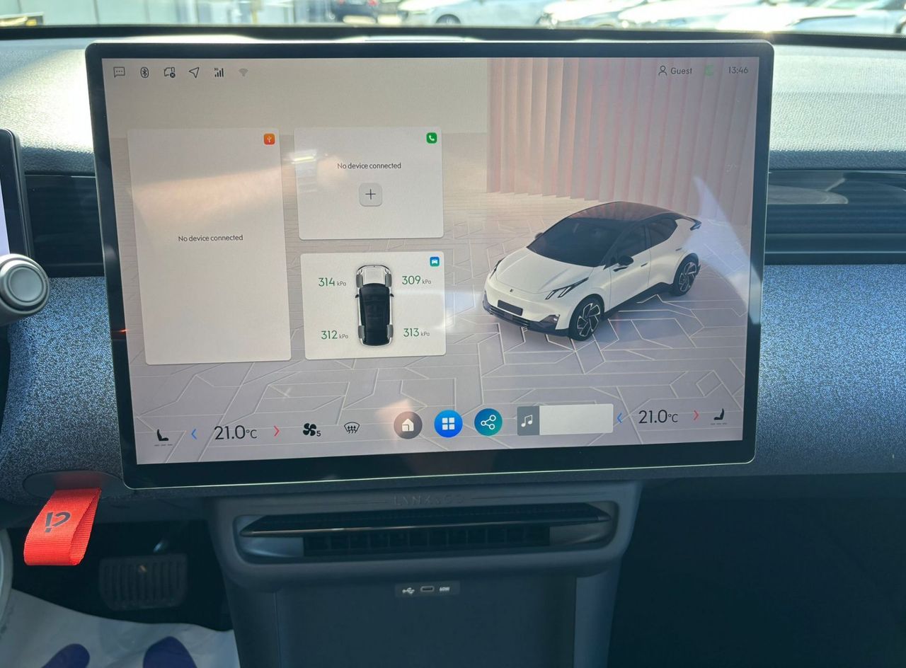 Zunanja slika - Lynk & Co 02 - CORE 66kWh - 12