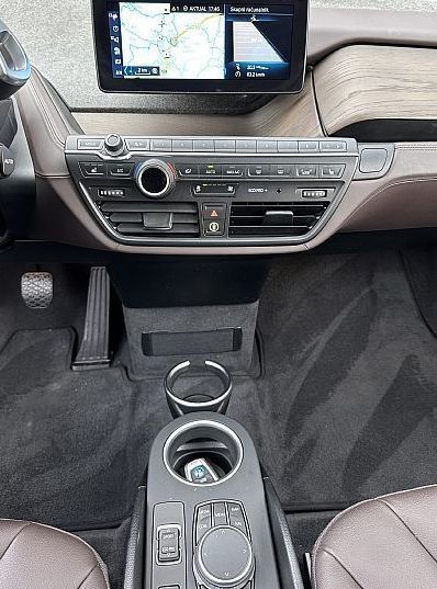 Zunanja slika - BMW i3 - s 120 Ah-PANORAMA-ACC-USNJE-KAMERA-NAVI PROF-20COL - 9