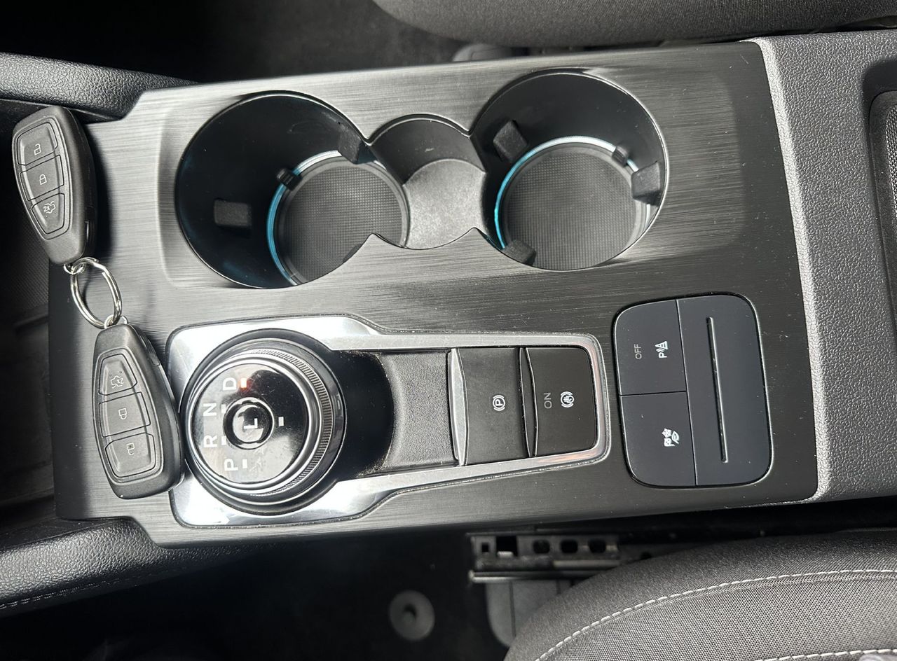 Zunanja slika - Ford Kuga - 2.5 190CV BVA6.KAMERA.NAVI.LED.ALU.2022.140 kw - 13