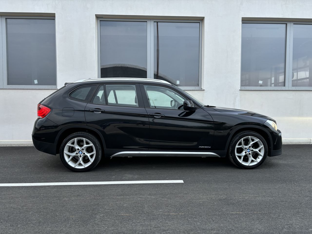 Zunanja slika - BMW X1 - xDrive20d - 5