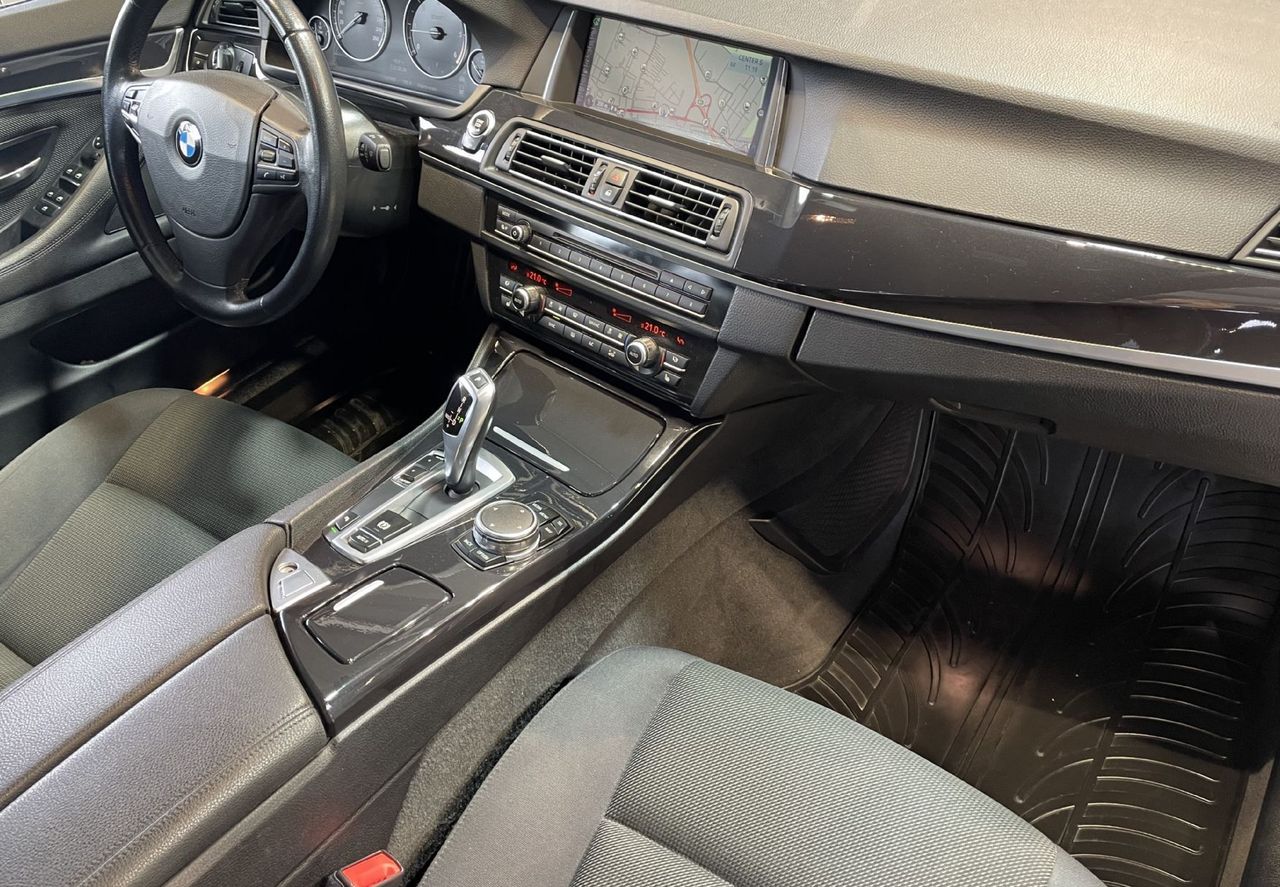 Zunanja slika - BMW Serija 5 - Touring: NAVIGACIJA-TEMPOMAT-PARK SENZORJI-LED-GRETJE SE - 11