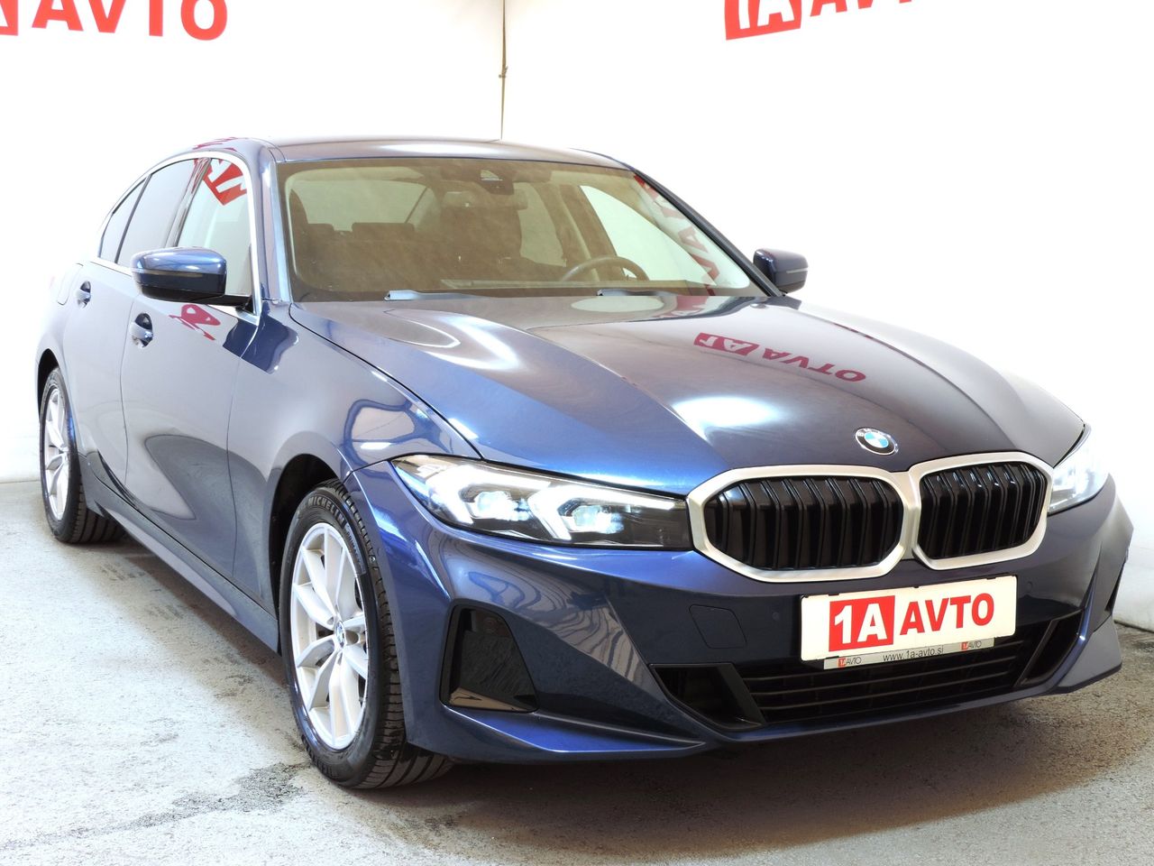 Zunanja slika - BMW Serija 3 - 318d Avt. USNJE-LED-KAMERA-MRTVI KOT - 3