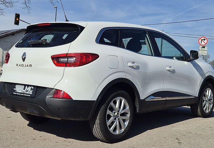 Zunanja slika - Renault Kadjar - LIFE Energy TCe 130 °PDC °KEYLESS °lepo ohranjen - 4