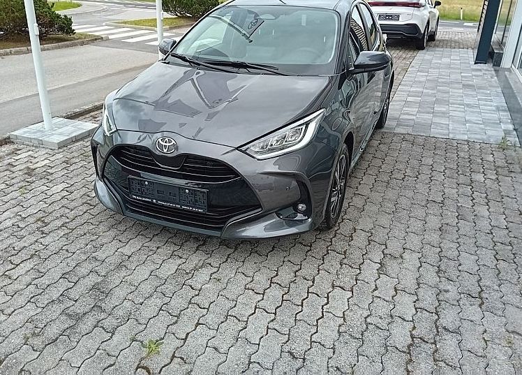 Zunanja slika - Toyota Yaris - 1.5 VVT-i hibrid Sol ASSIST 85kW - 1