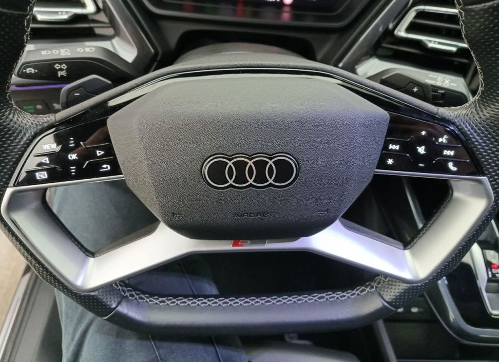 Zunanja slika - Audi Q4 - e-tron  E-TRON 40 82kWh.S line.LUKSENBURG.ACC.KAMER.LED - 20