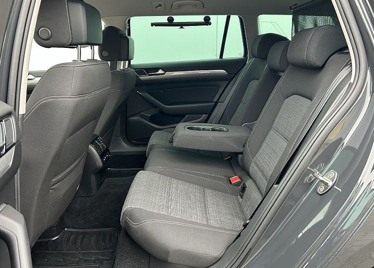 Zunanja slika - VW Passat - Variant 2.0 TDI BMT Elegance DSG-ACC-PDC-KAMERA-ALU16 - 11