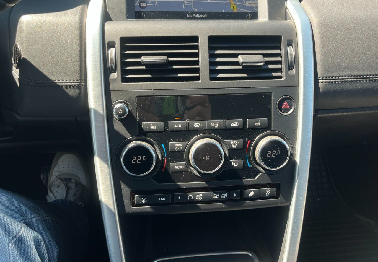 Zunanja slika - Land Rover Discovery Sport - 2.0 TD4 HSE Avt. AWD .OGR.SEDEŽ.NAVI.VEČ.NAPRAVA - 18