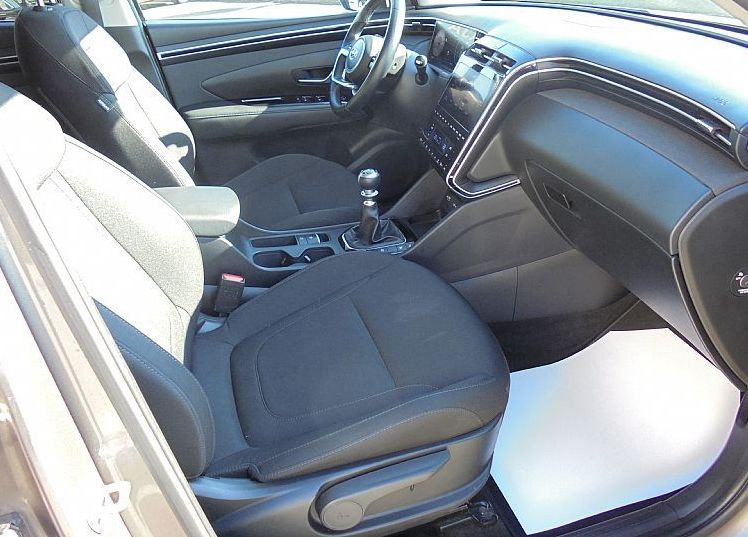 Zunanja slika - Hyundai Tucson - 1.6 T-GDI 150 PREMIUM 2WD°WINTER°1.LASTNIK°SLO°TOP - 10