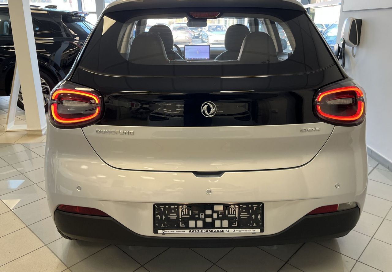 Zunanja slika - Dongfeng Box - 42.3 kWh 70 kW - NA ZALOGI - - 5