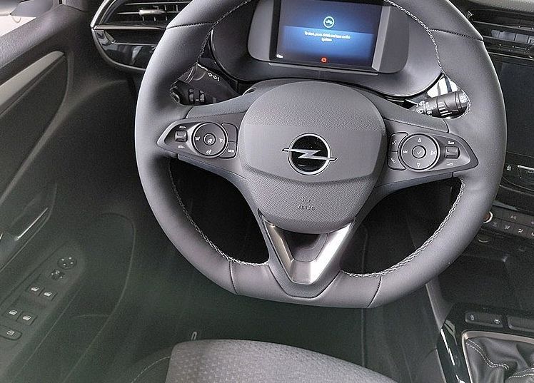 Zunanja slika - Opel Corsa - 1.2 TURBO 74KW EDITION - 9