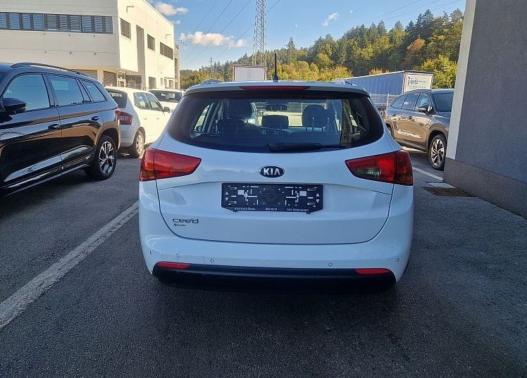 Zunanja slika - KIA Ceed - SW 1.4 CVVT 100 KM LX Urban - 5