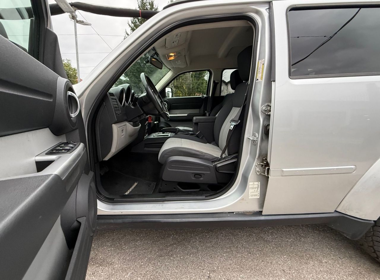 Zunanja slika - Dodge Nitro - 2.8 16V CRD 4WD AUT. SLO.VOZILO MULTIMEDIJA KAMERA - 12
